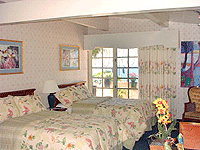 Double room room photo