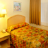 Serene Queen room photo