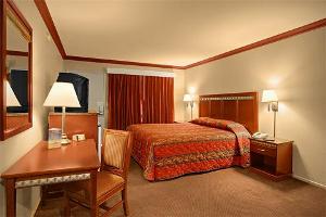 Deluxe King room photo