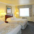 Two Queens Room room photo
