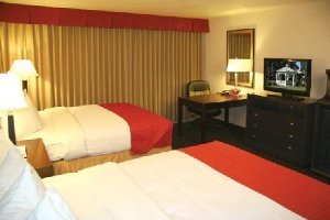 2 Queen Beds Non-Smoking + Full American Breakfast room photo
