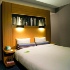 Aloft King room photo
