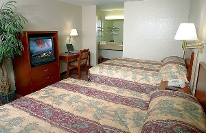 Standard Room with Two Queen Beds room photo