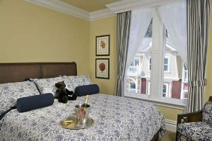 Deluxe King room photo